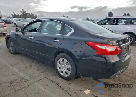 2016 Nissan Altima 2.5 z USA, uszkodzony, nr VIN 1N4AL3APXGN380685